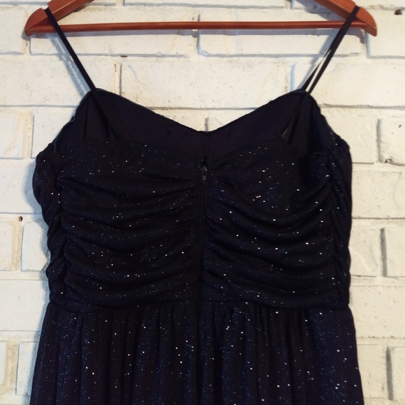 Prom/formal gown - Picture 2 of 8